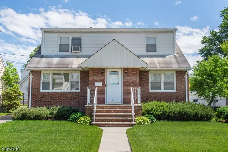 69 Huron Ave AKA 71, Clifton City, NJ 07013