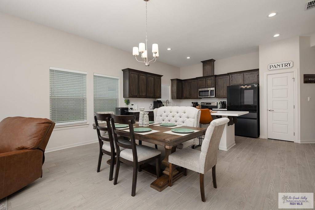 San Juan, TX 78589,526 PALO BLANCO