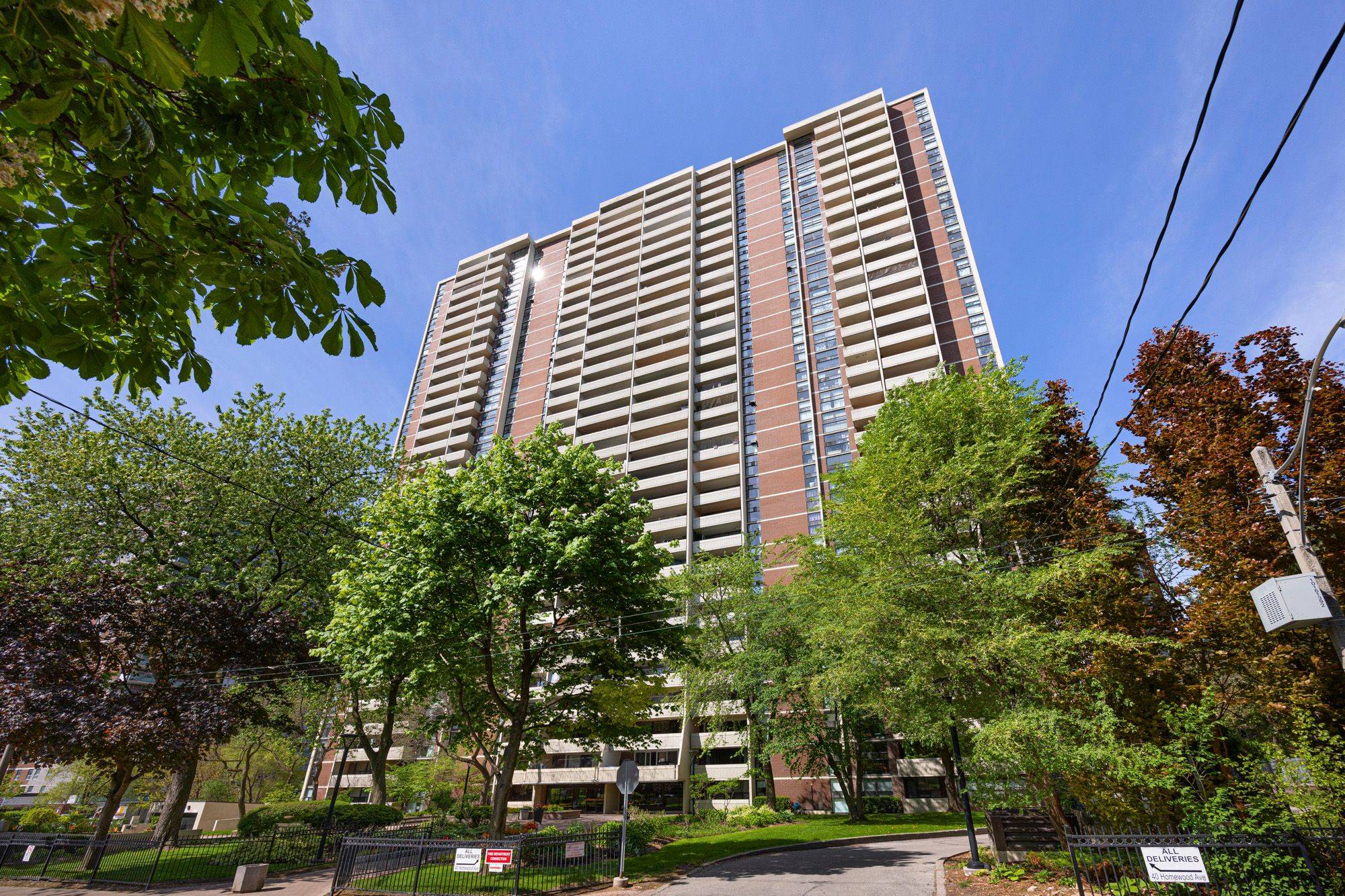 Toronto C08, ON M4Y 2K2,40 Homewood AVE #1112