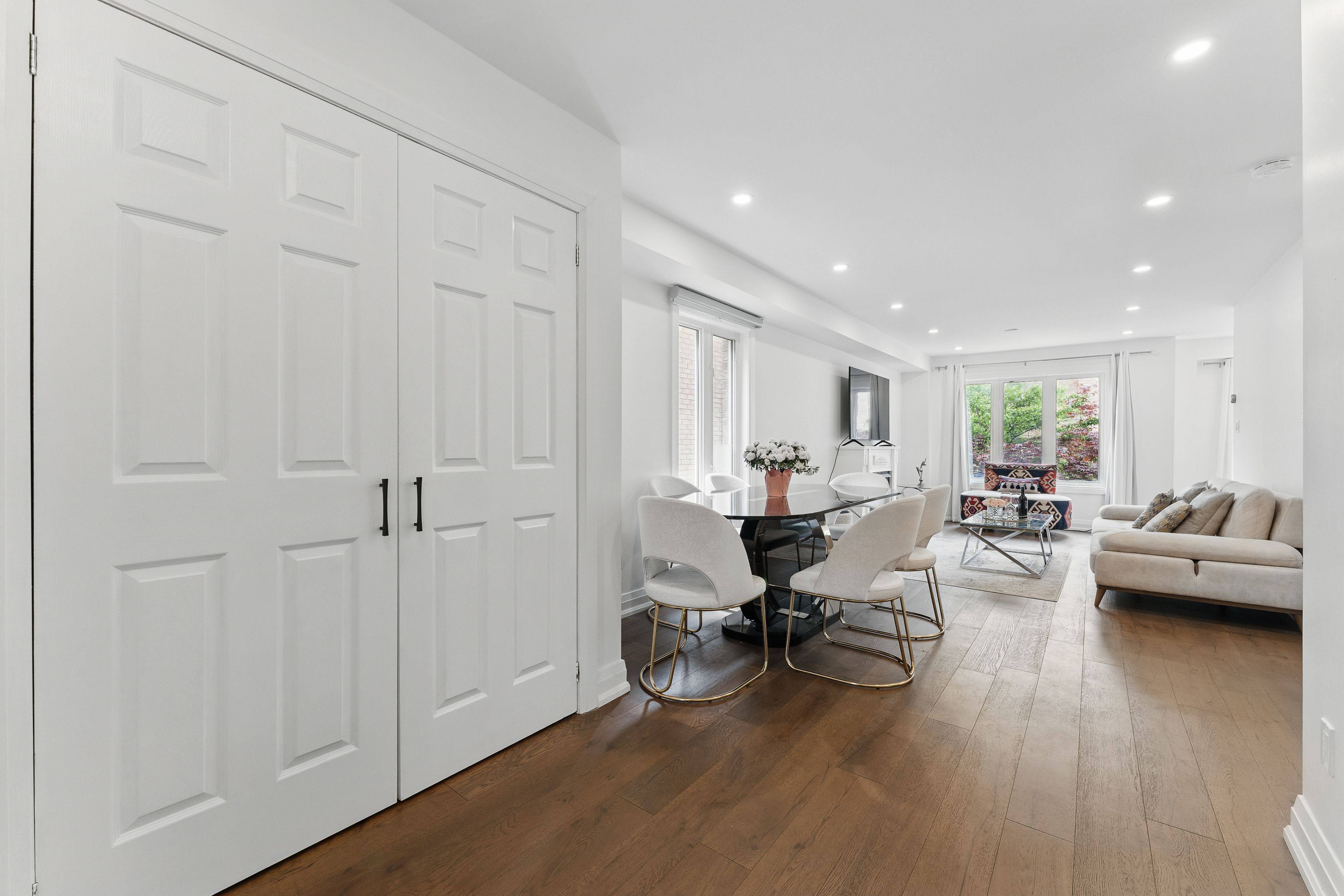 Newmarket, ON L3X 2T4,149 Coleridge DR