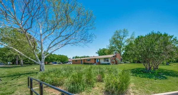 Lake Dallas, TX 75065,606 Cain Street