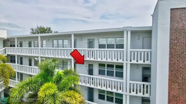 Deerfield Beach, FL 33442,3107 Cambridge E #3107
