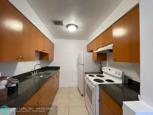 Sunrise, FL 33313,2625 NW 68th Ave