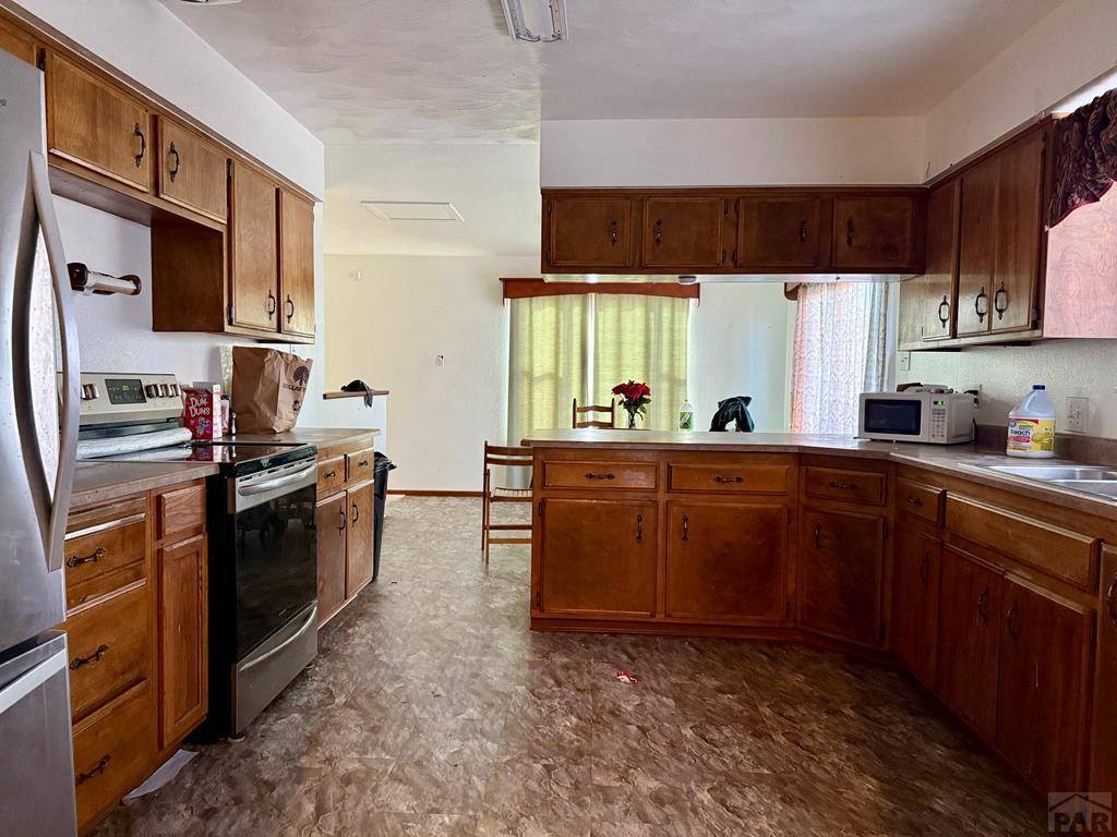Pueblo, CO 81005,3945 Sheffield Lane