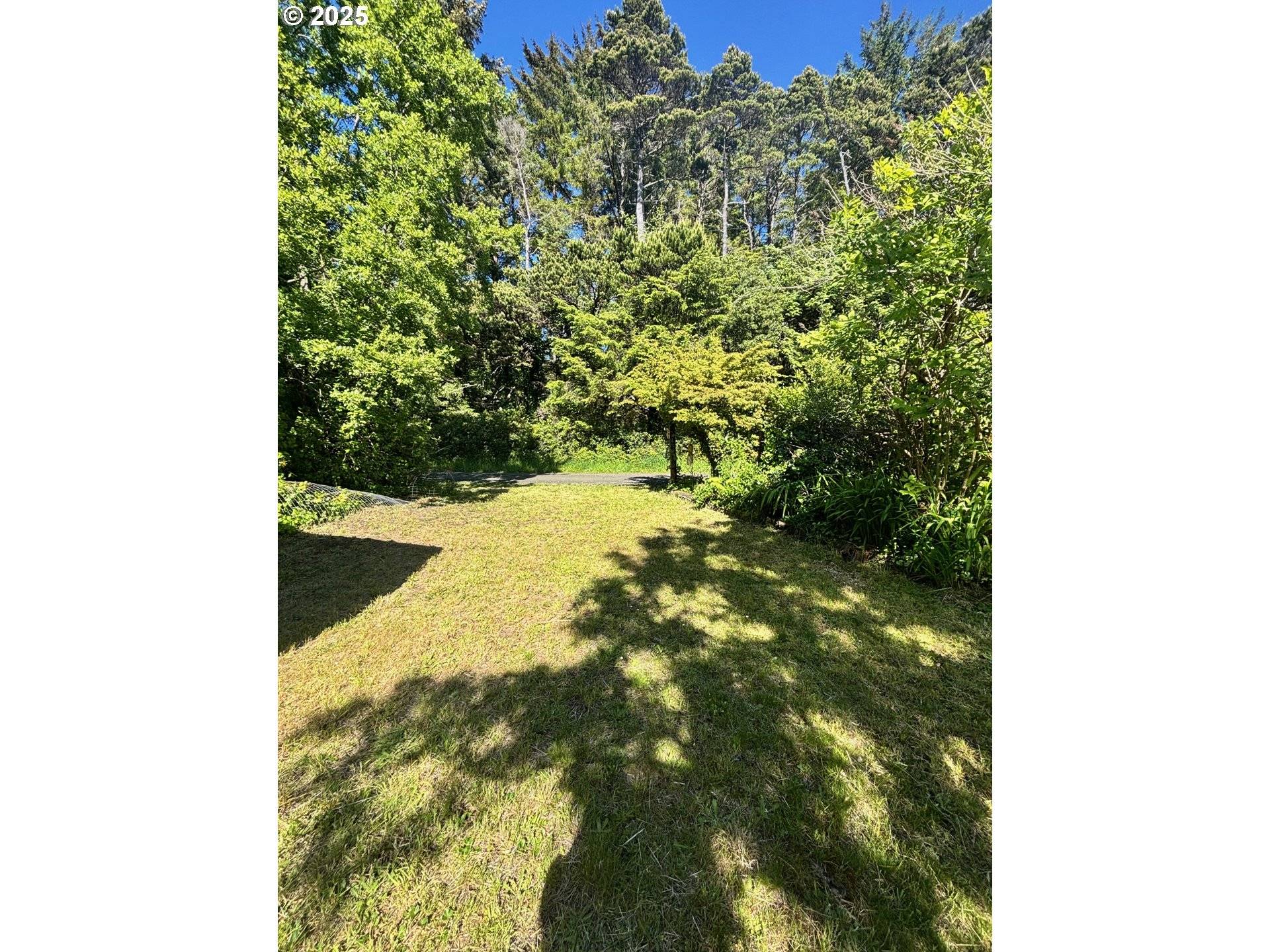 Yachats, OR 97498,6543 NE MASON AVE