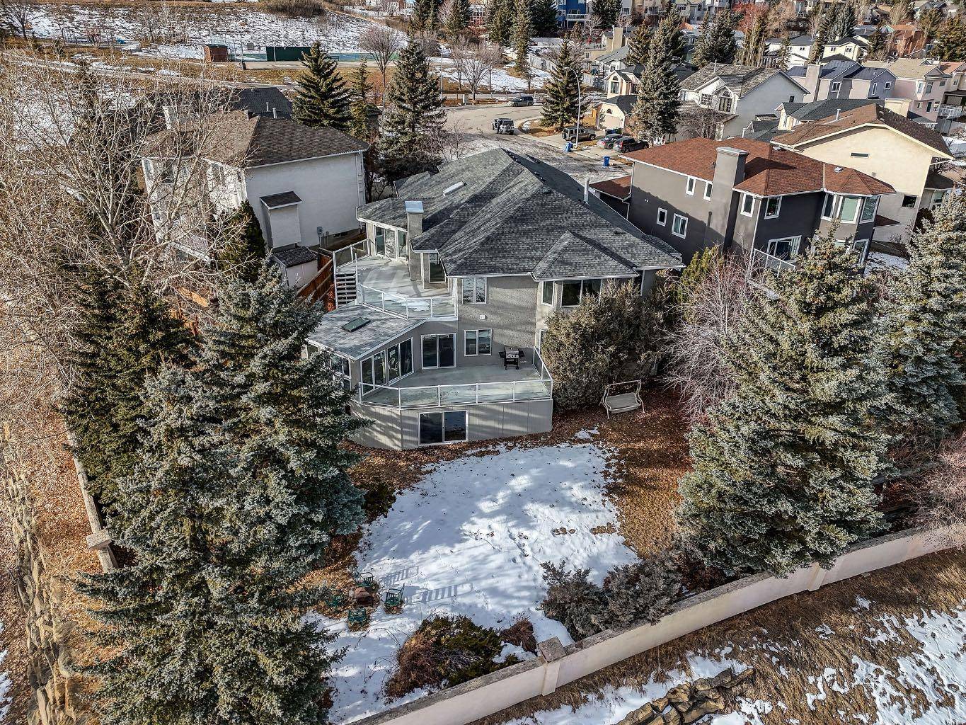 2925 Signal Hill HTS Southwest, Calgary, AB T3H2X4