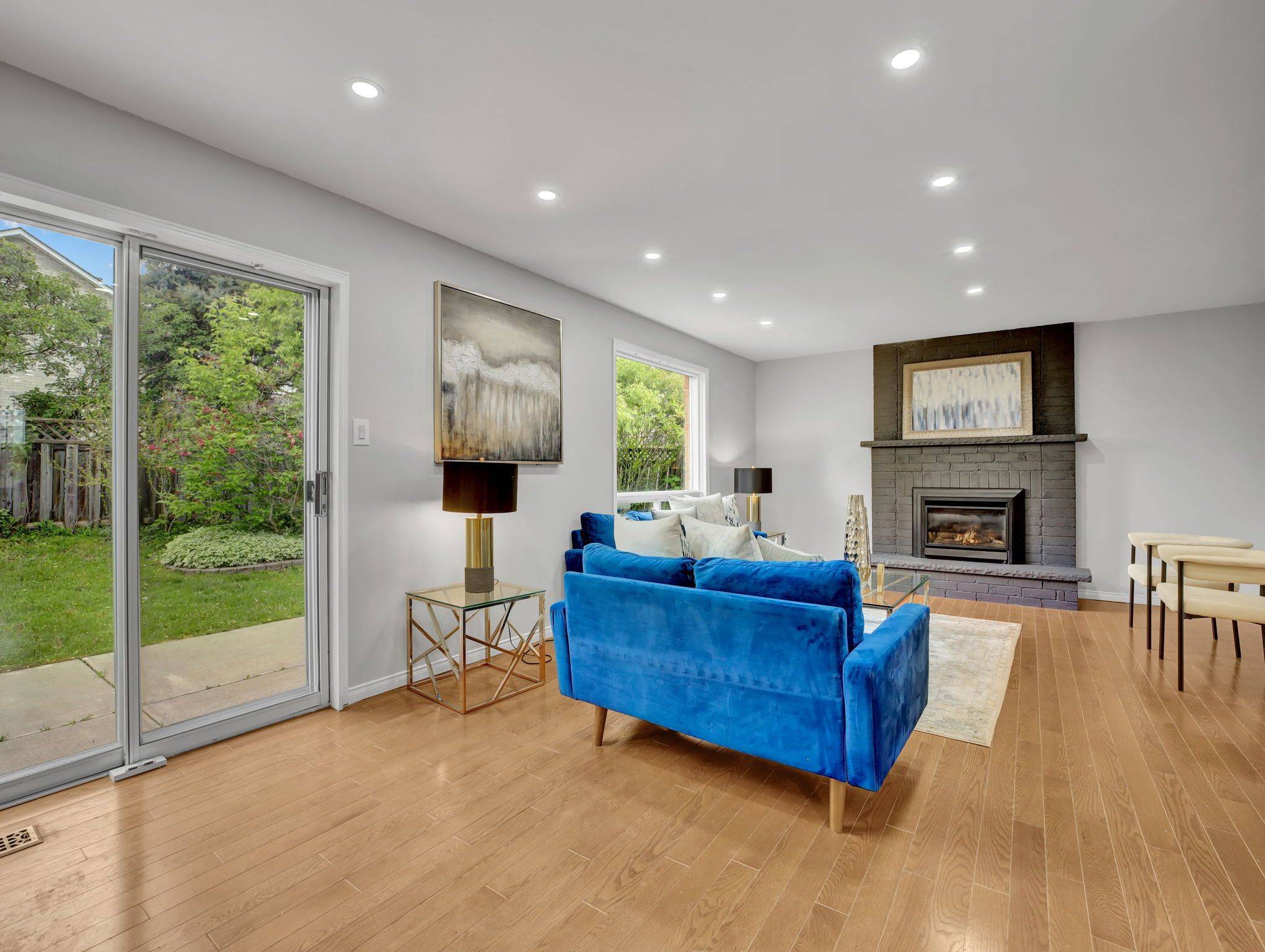 Cambridge, ON N1T 1K2,7 Sinclair CT