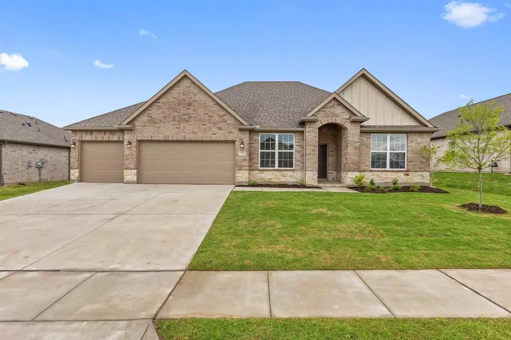 Nevada, TX 75173,215 Briarwood Drive