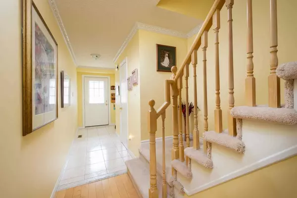 Mississauga, ON L5M 6A9,2955 Thomas ST #53, Upper RM1