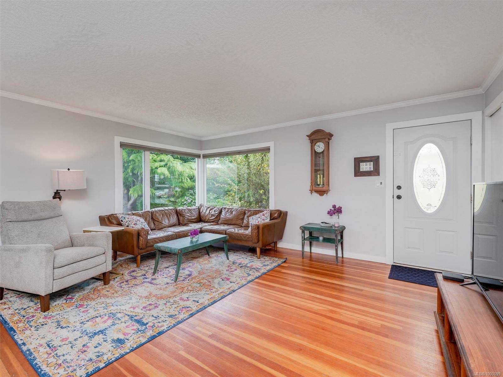 Colwood, BC V9C 1T4,376 Lagoon Rd