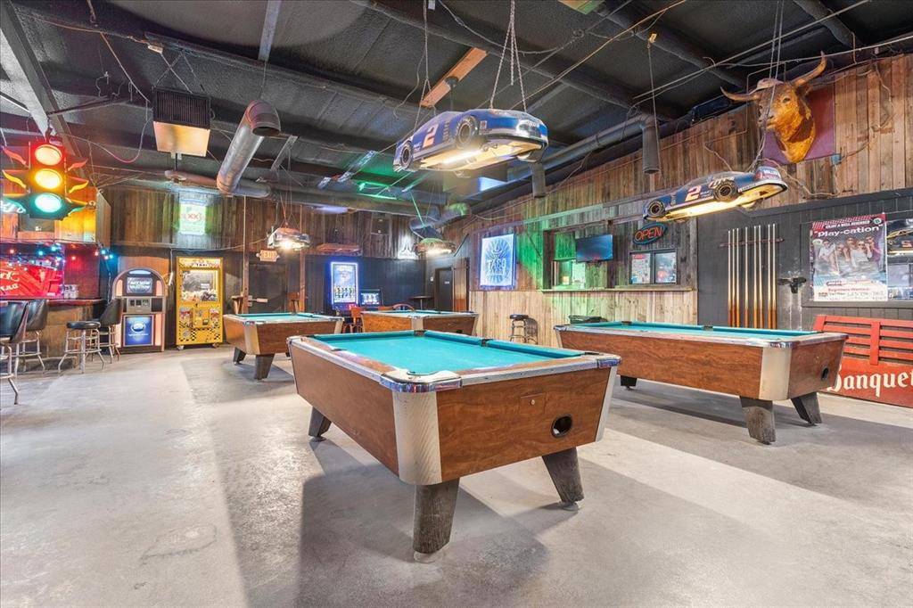 Cleburne, TX 76033,3121 N Main Street