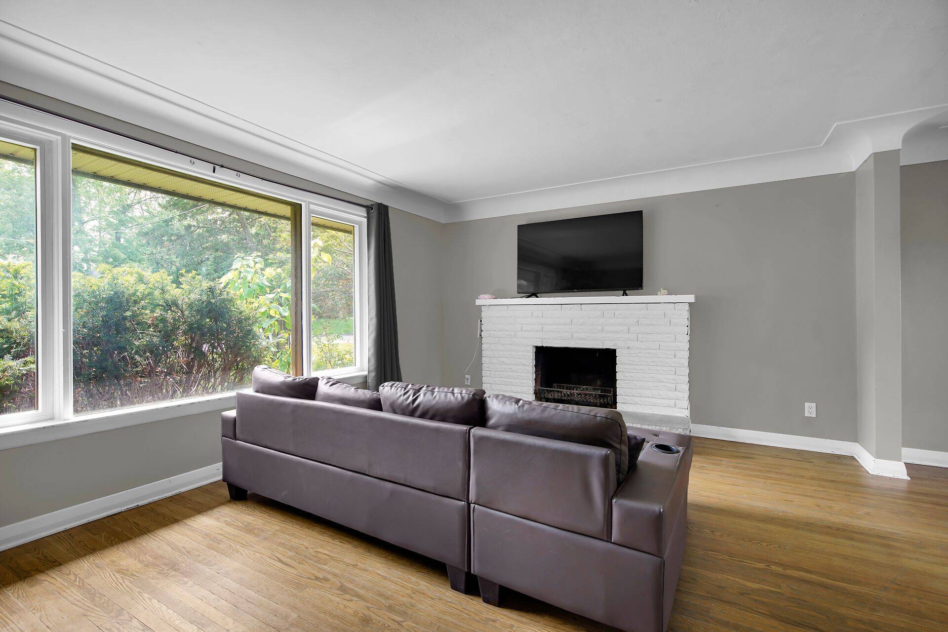 London North, ON N6G 1K3,95 Edgar DR