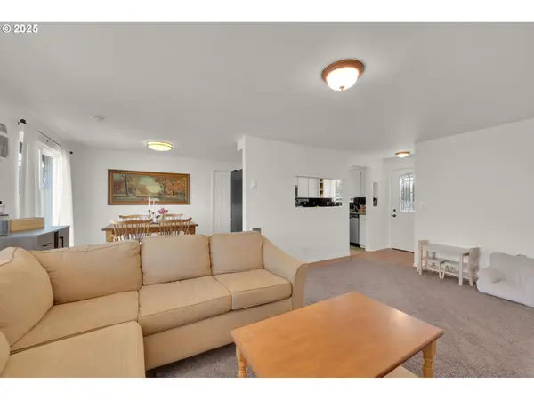 Eugene, OR 97402,921 WILLIAMS ST