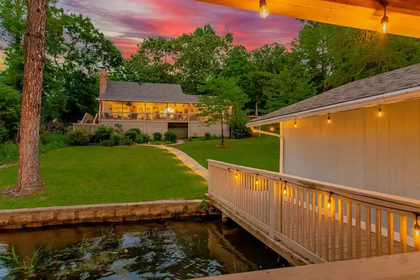 Hideaway, TX 75771,552 E Hideaway Lane