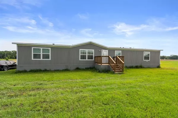 Grand Saline, TX 75140,562 VZ COUNTY ROAD 1220