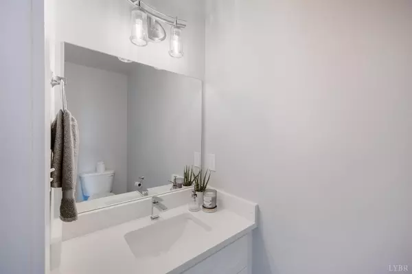 Lynchburg, VA 24502,78 Zentry PL