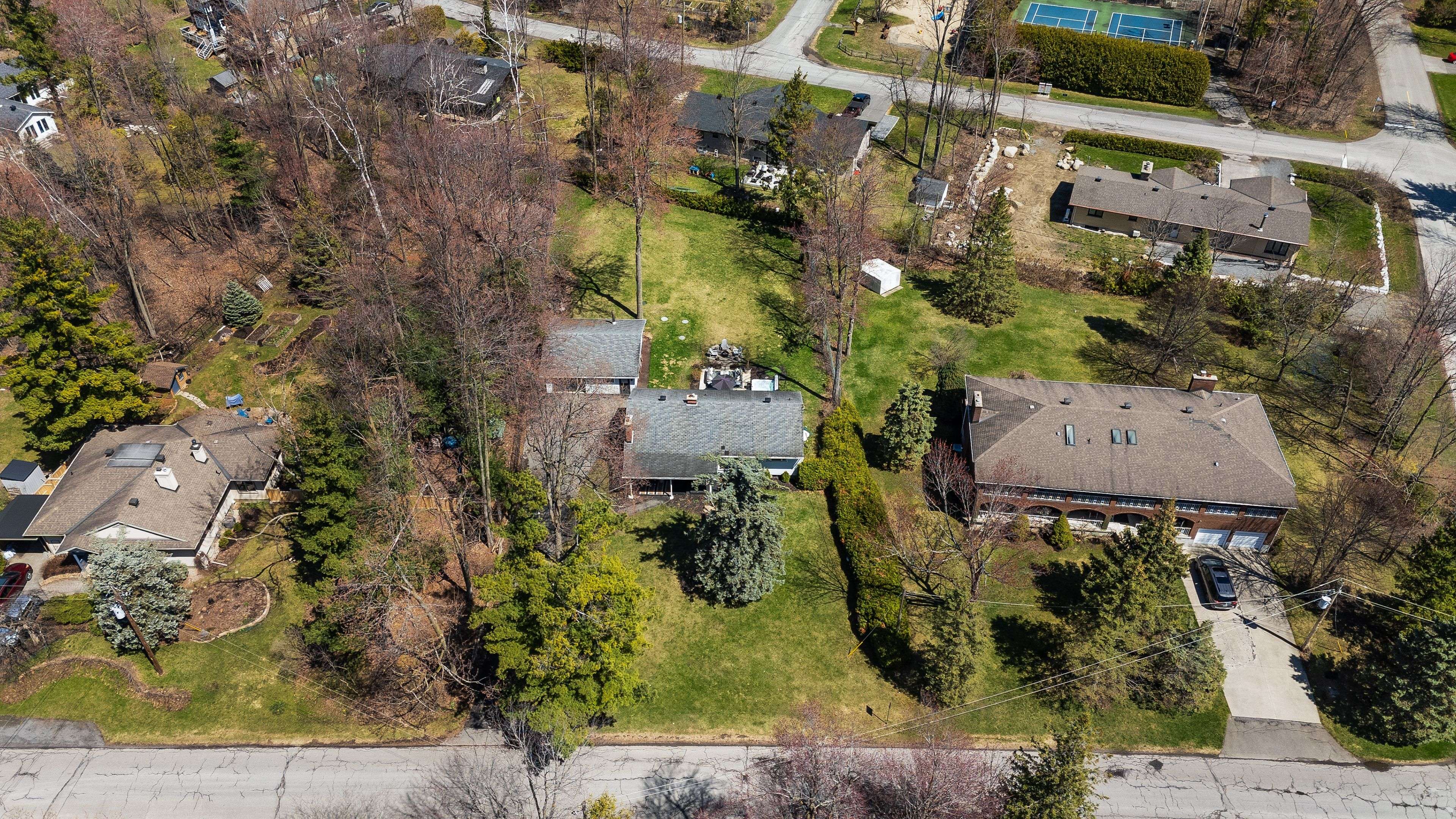 Country Place - Pineglen - Crestview And Area, ON K2E 6X7,8 Pineglen CRES