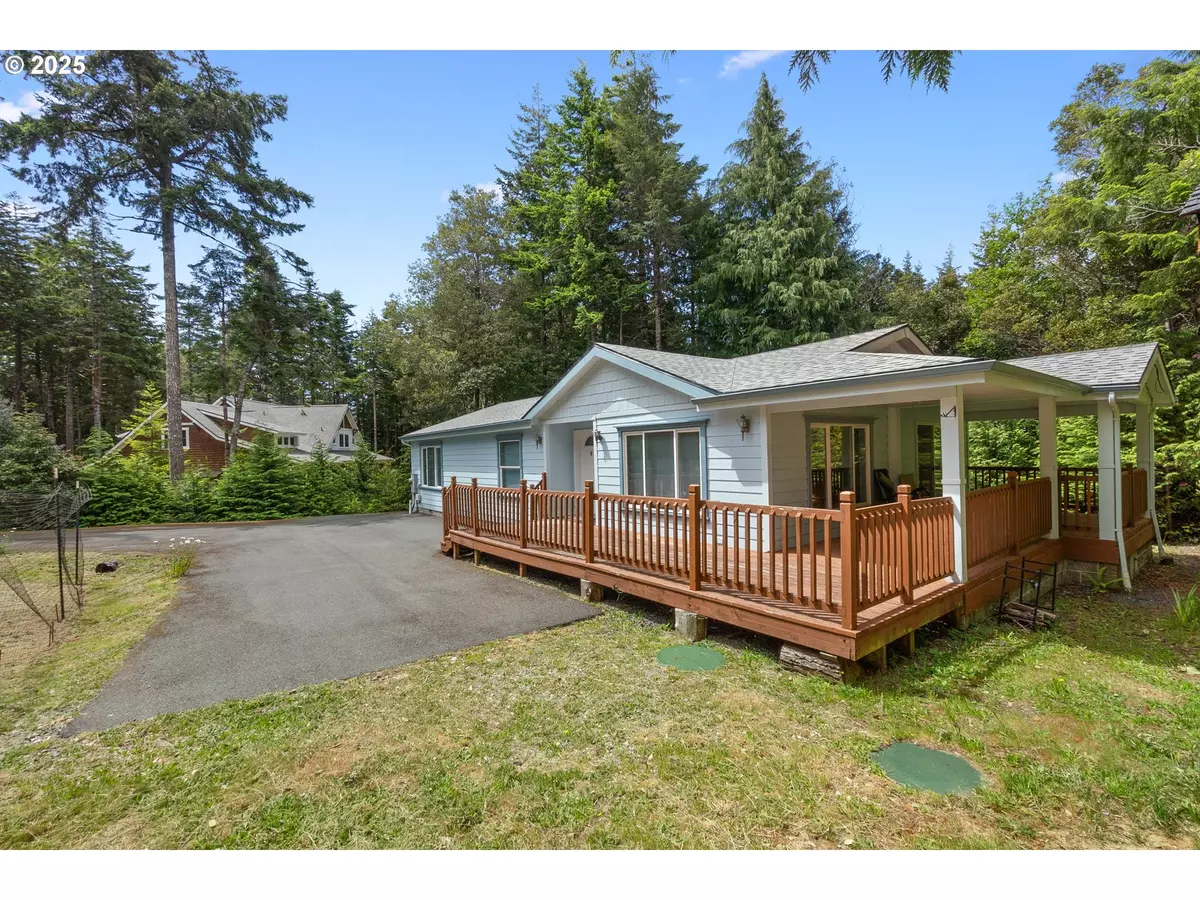 Port Orford, OR 97465,41920 PARK RD
