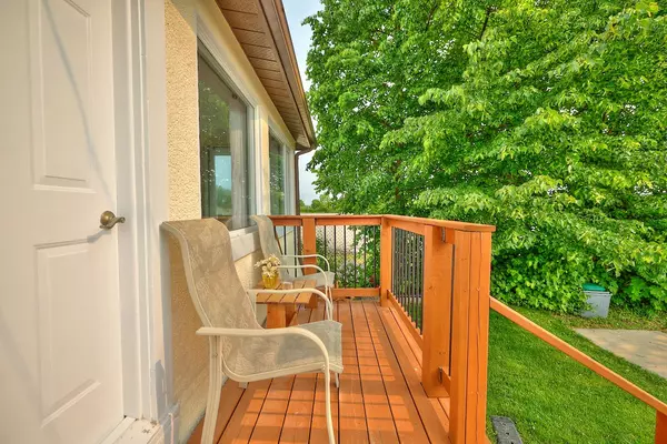 Niagara Falls, ON L2E 4X3,4367 Homewood AVE