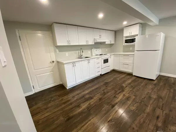Toronto E04, ON M1R 1A5,25 Shangarry DR