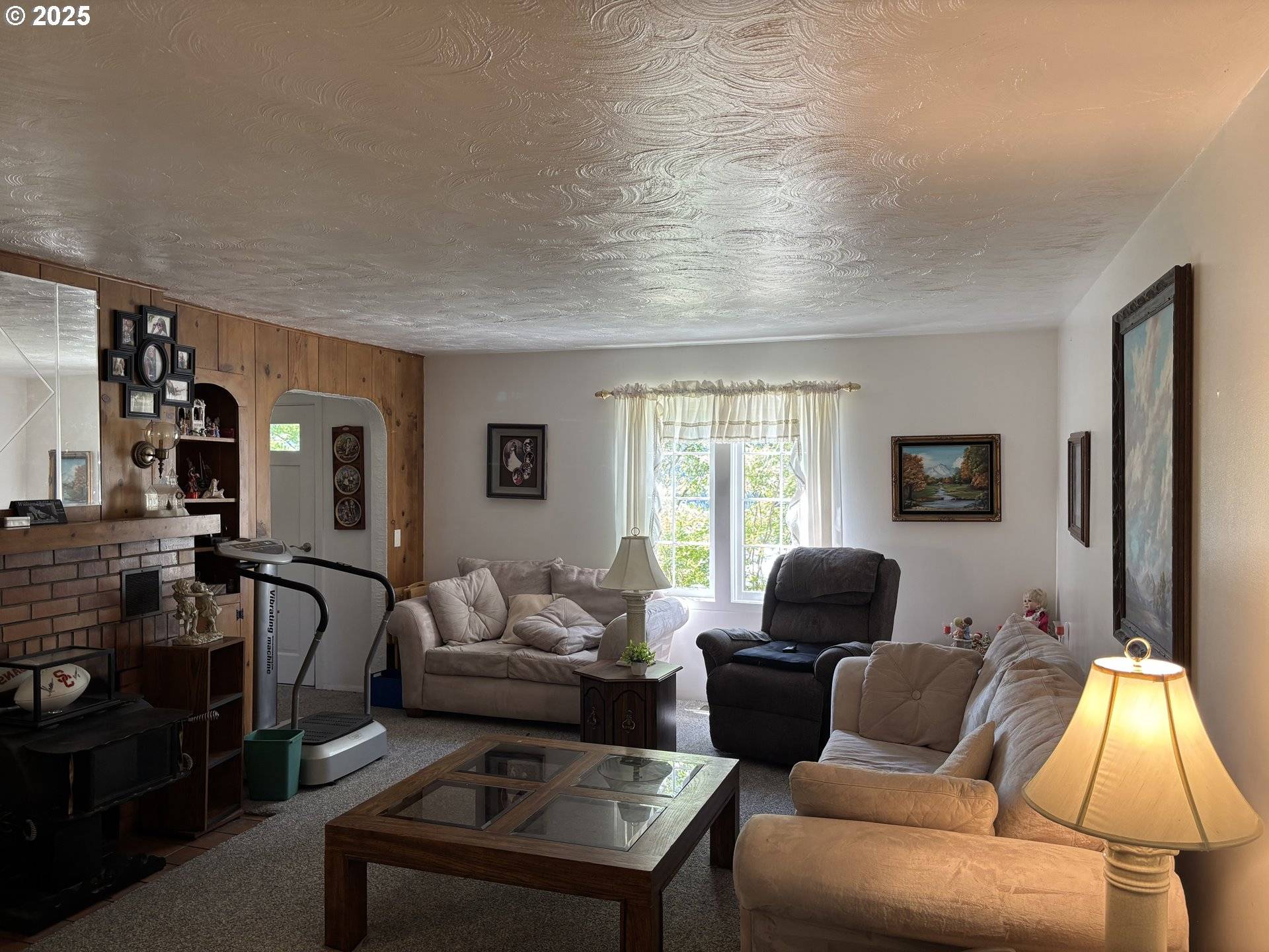 Myrtle Creek, OR 97457,416 NW HEARD ST
