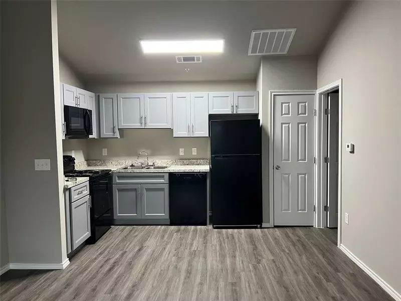 6108 Abrams Road #215, Dallas, TX 75231