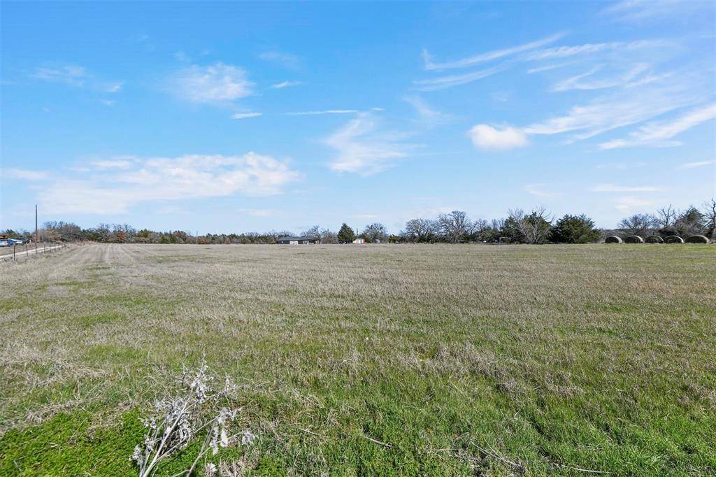 Bowie, TX 76230,738 Orchard Road