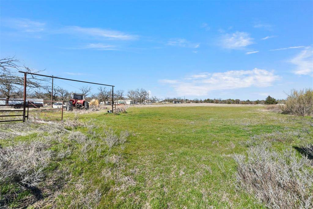 Bowie, TX 76230,738 Orchard Road