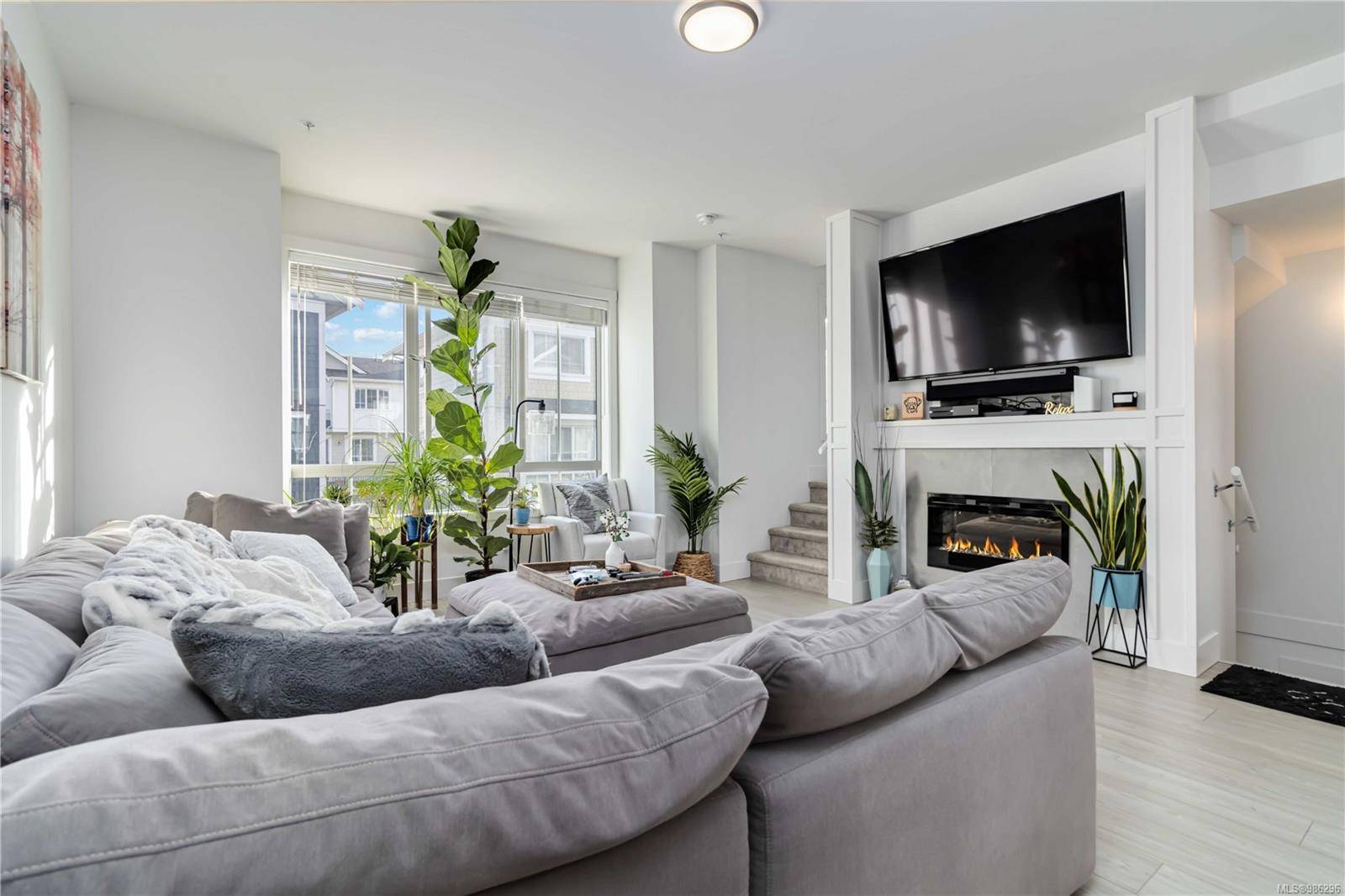 Colwood, BC V9C 0N9,370 Latoria Blvd #21