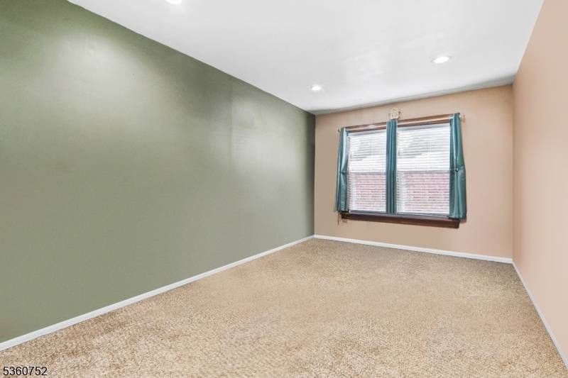 Lodi Boro, NJ 07644,125 Terrace Ave