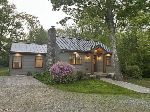 24 Lakeview Point Ave, Frankford Twp., NJ 07826