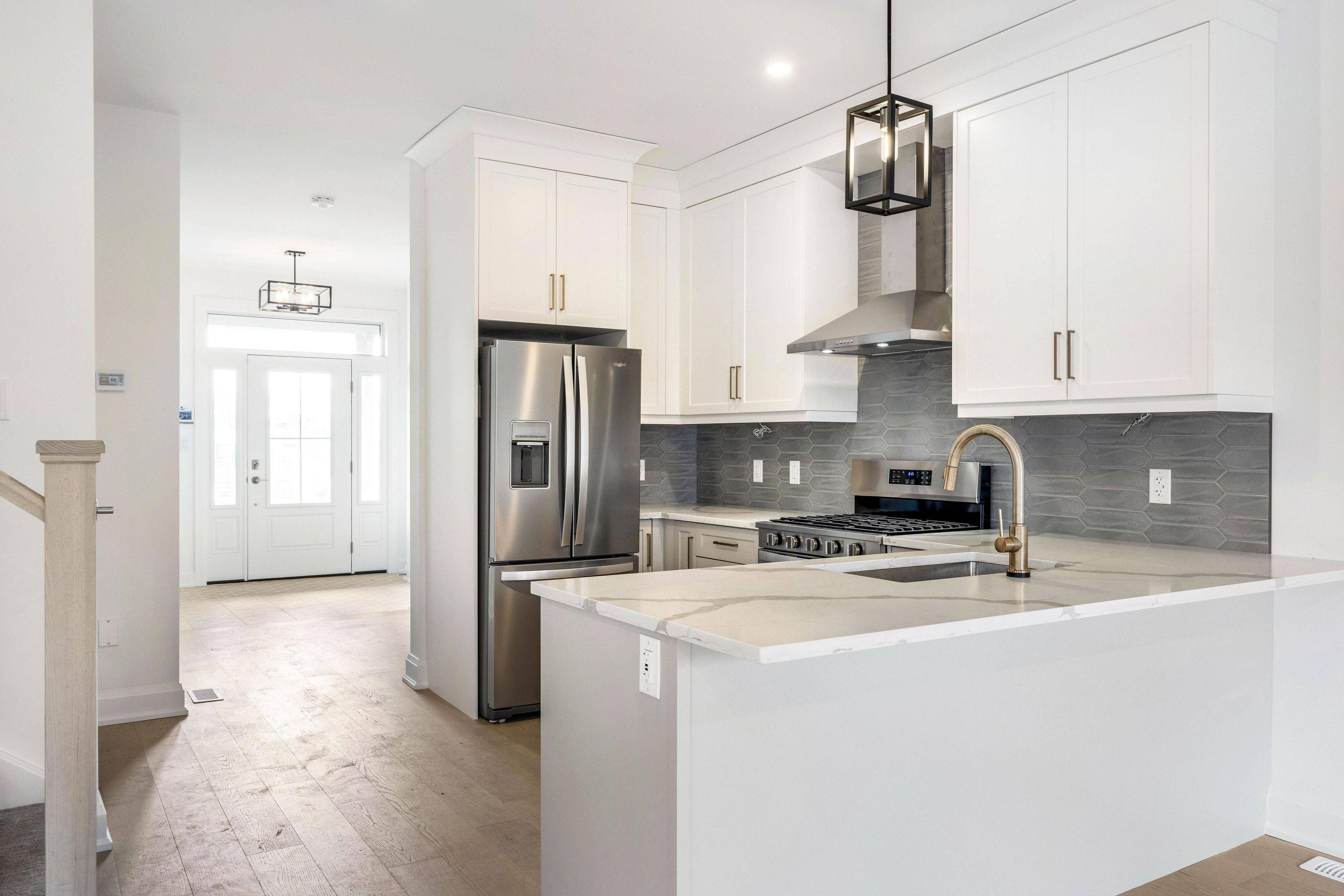 Fort Erie, ON L2A 6V7,500 Mississauga AVE