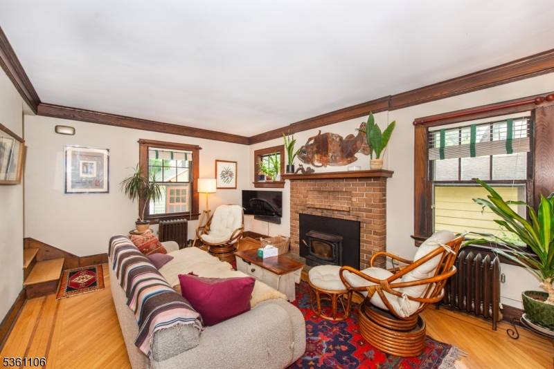 Glen Ridge Boro Twp., NJ 07028,6 Hathaway Pl