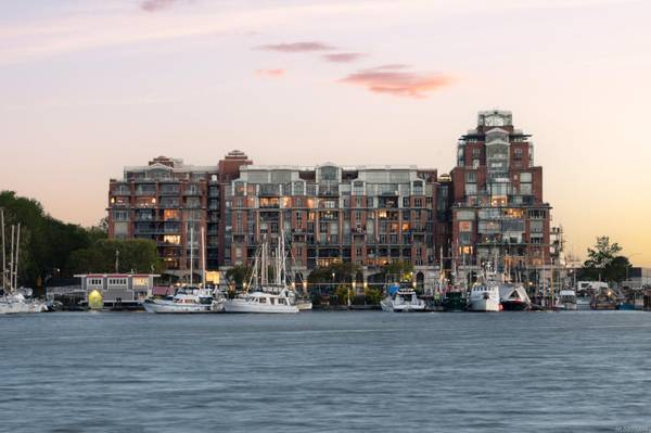 21 Dallas Rd #821, Victoria, BC V8V 4Z9
