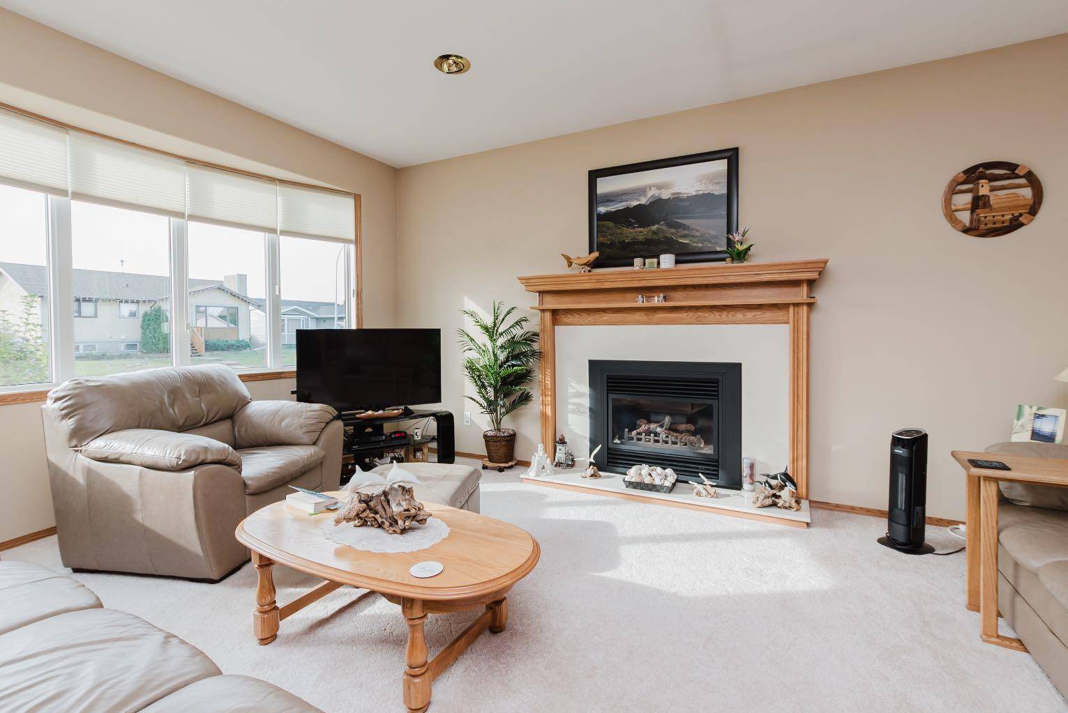 Stettler, AB T4K 1G1,6210 39 AVE