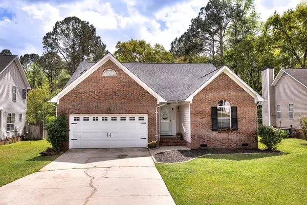 136 Hunters Ridge Dr, Lexington, SC 29072