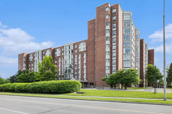 Kanata, ON K2K 2B6,960 Teron RD #205