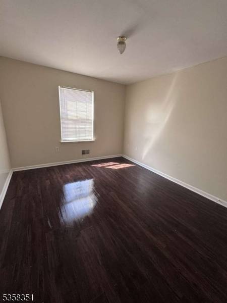 Newark City, NJ 07112,367-369 Hawthorne Ave
