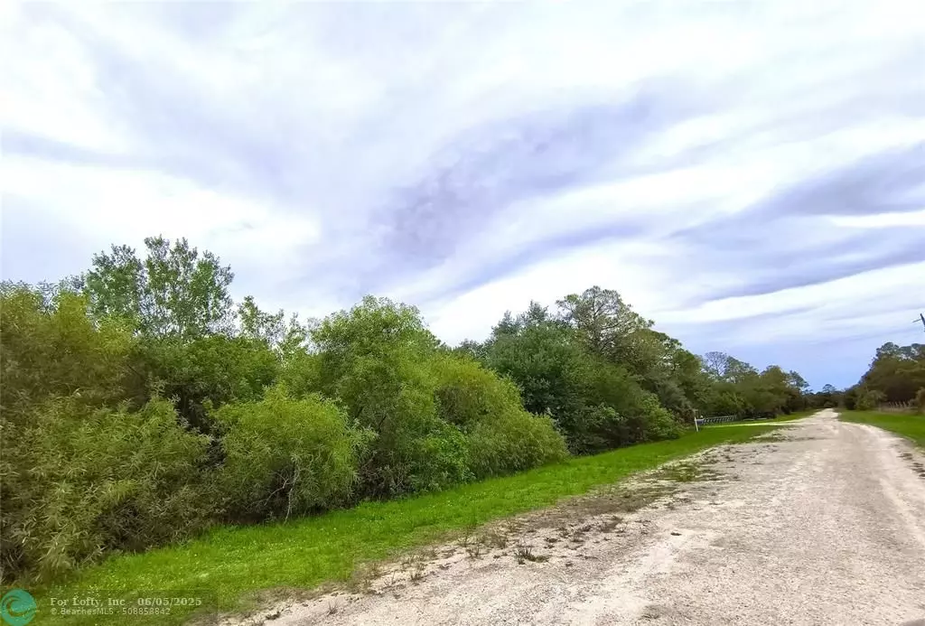 Clewiston, FL 33440,185 Appaloosa Ave