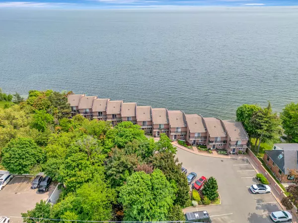 Burlington, ON L7R 1A3,2136 Old Lakeshore RD #3