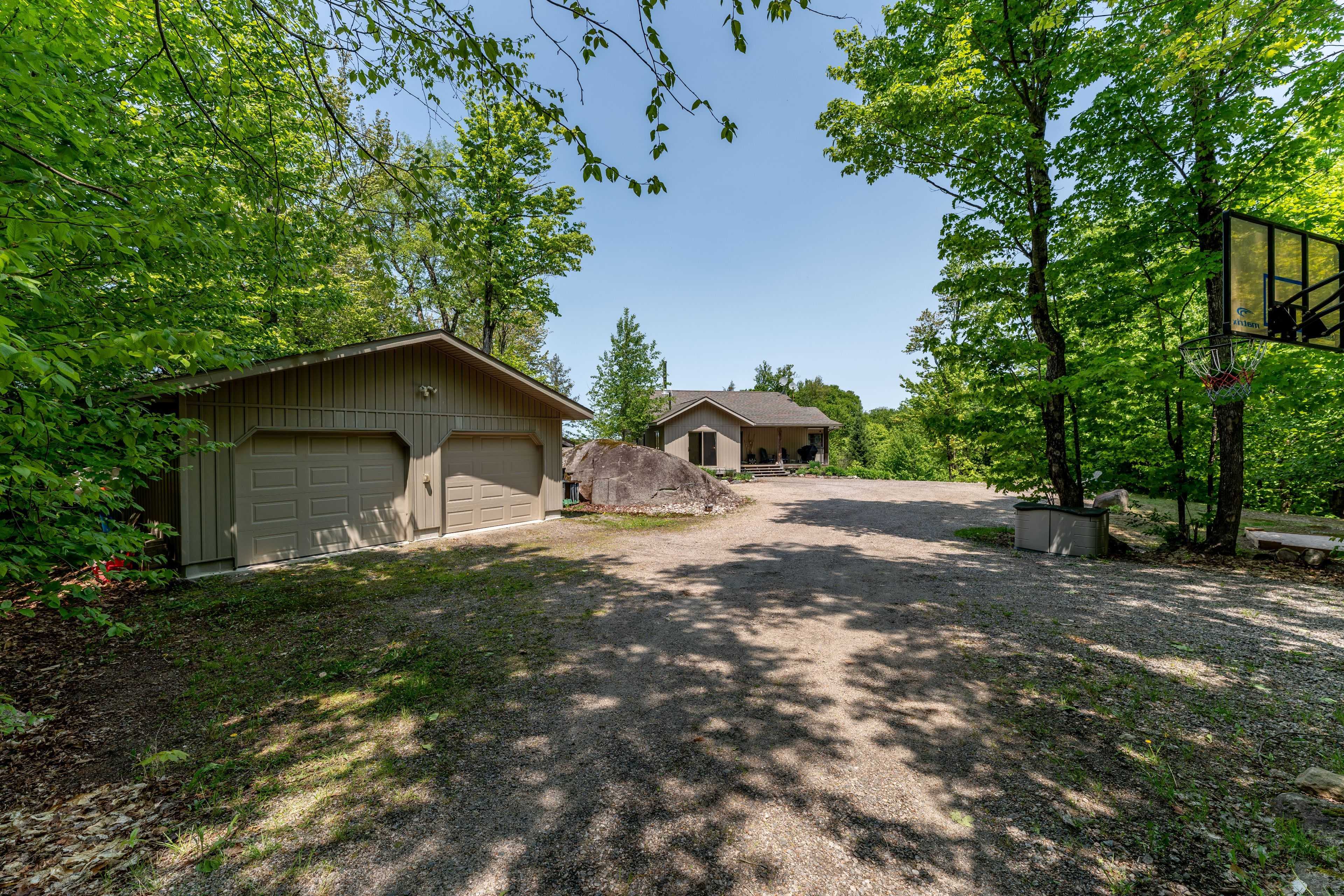 Magnetawan, ON P0A 1C0,1761 South Horn Lake RD