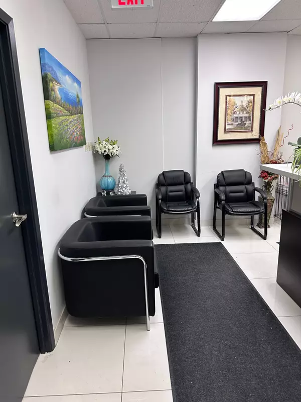 Toronto C15, ON M5M 4B6,2175 Sheppard AVE E ##106