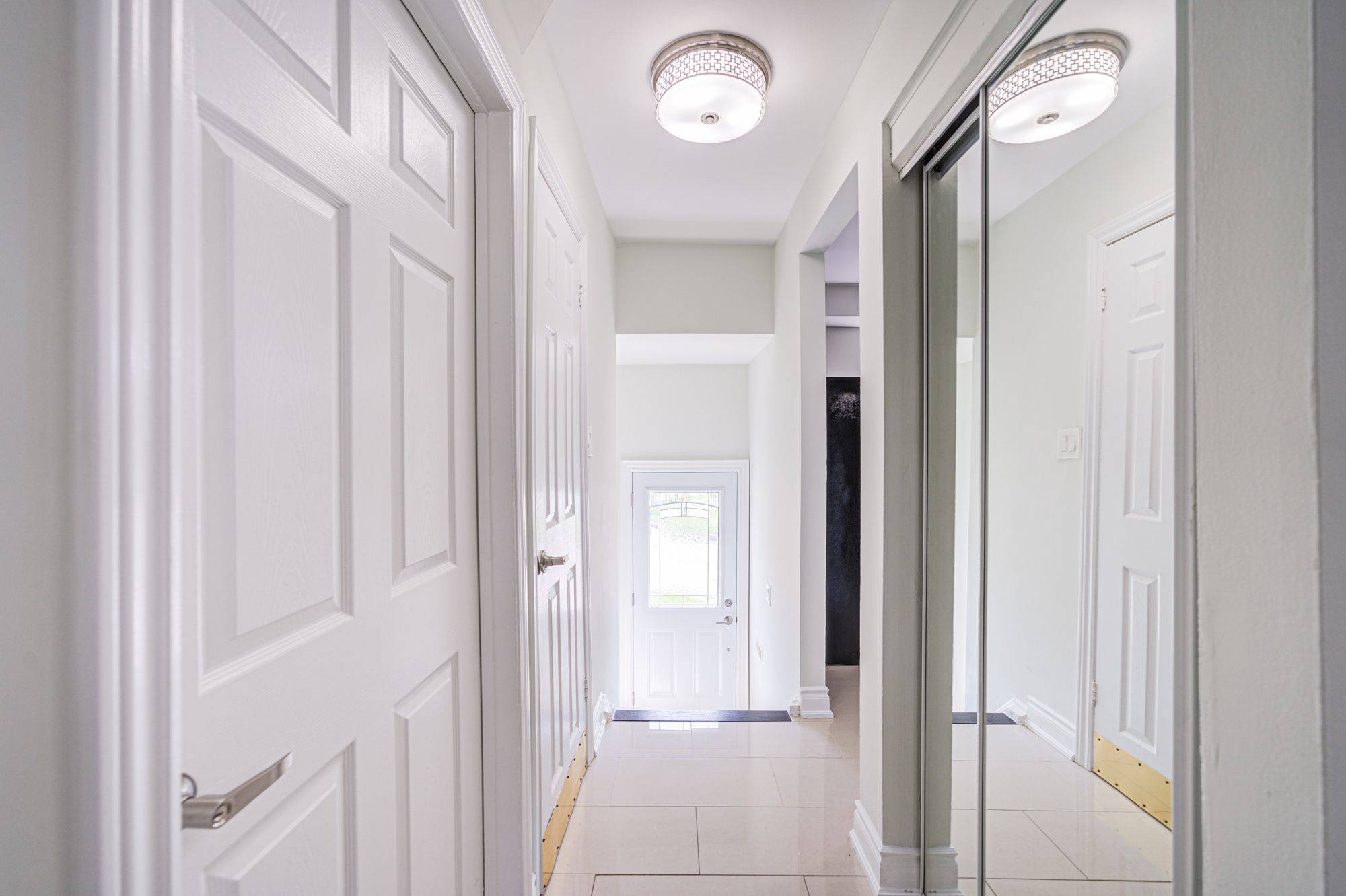 Mississauga, ON L5A 3N6,400 Mississauga Valley BLVD #97