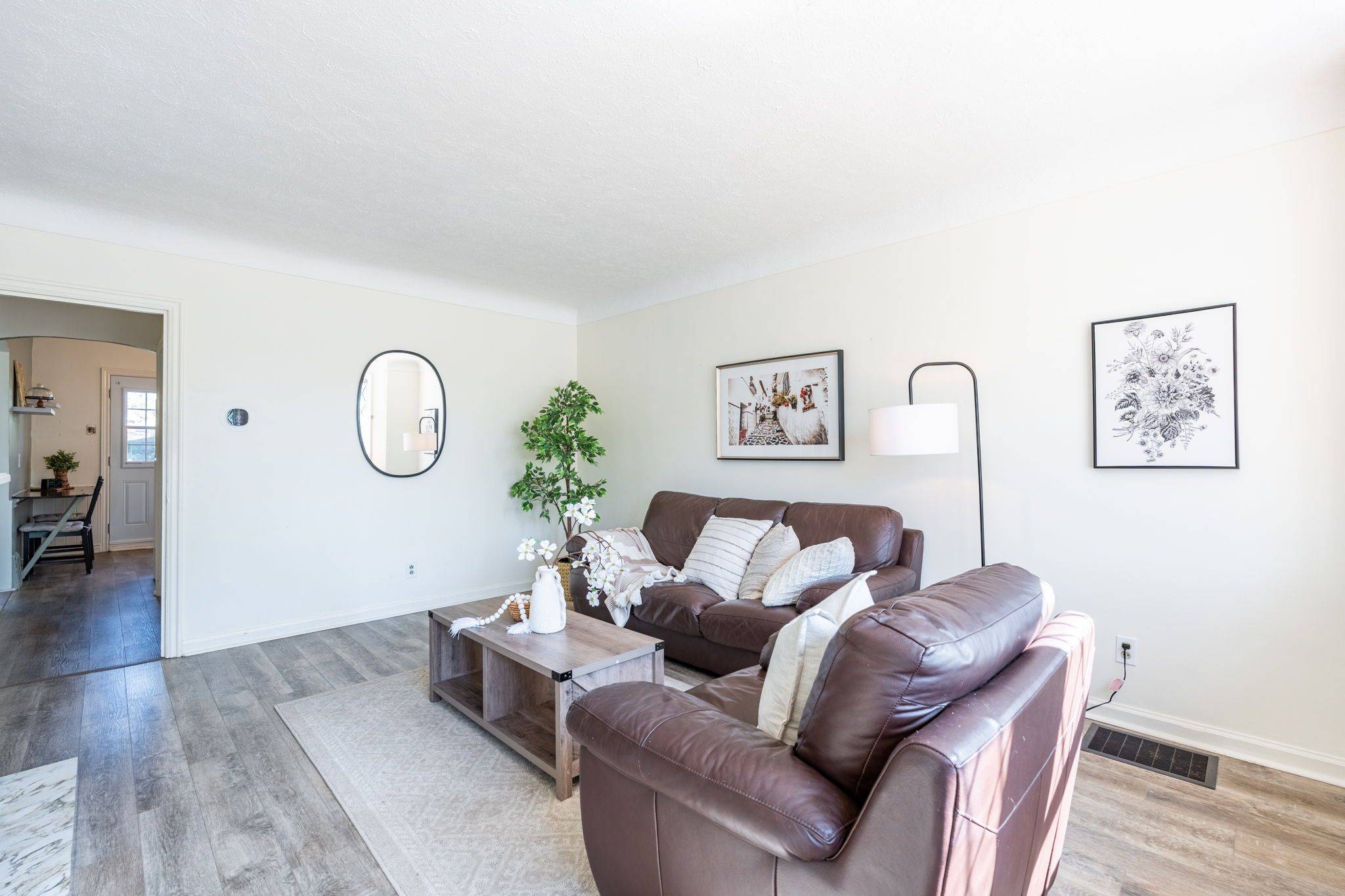 Hamilton, ON L8K 3C1,167 Rodgers RD