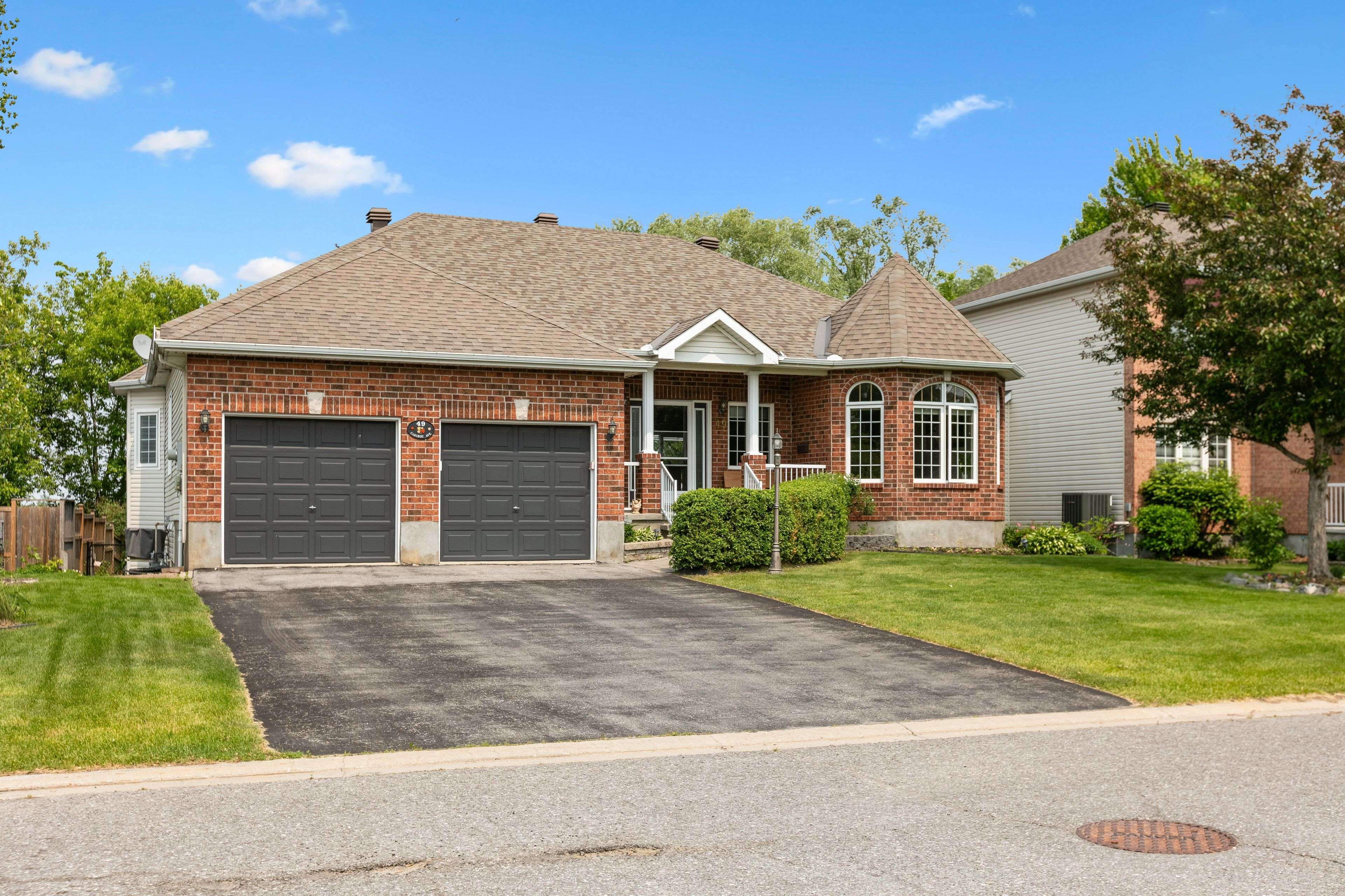 Stittsville - Munster - Richmond, ON K2S 1X3,49 Caribou AVE
