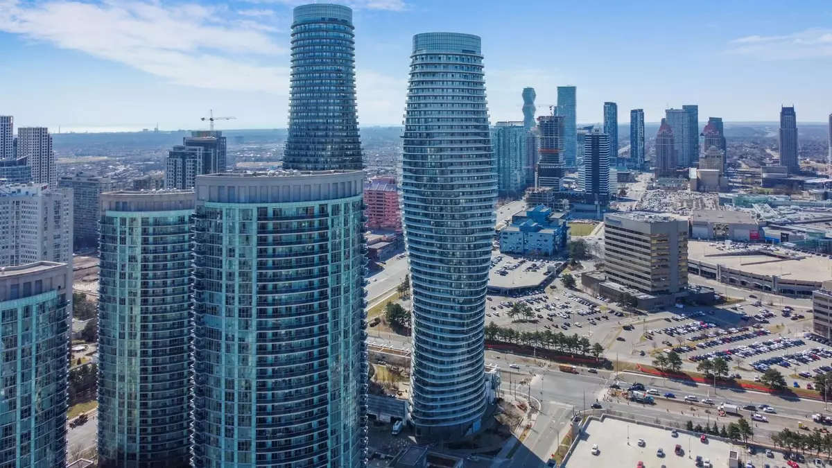 Mississauga, ON L4Z 0A5,80 Absolute AVE #3303