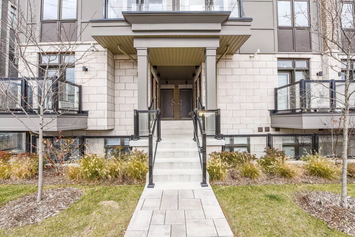 Brampton, ON L6P 4R1,206-30 Halliford PL