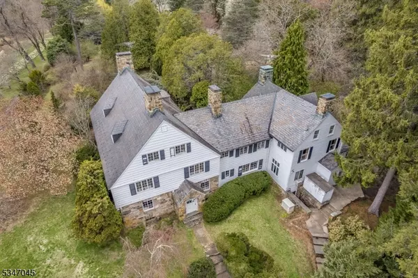 Mendham Boro, NJ 07945,000 Private Road