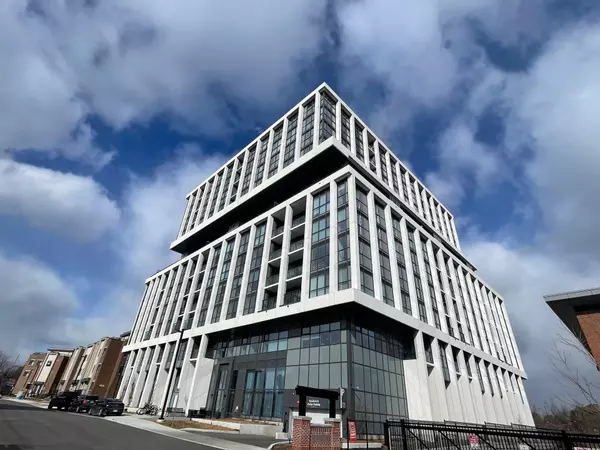 Mississauga, ON L5G 4B1,1063 Douglas McCurdy Common #603
