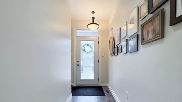 Kincardine, ON N2Z 0G5,552 Durham ST #14